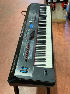 Roland RD-2000 Stage Piano 3